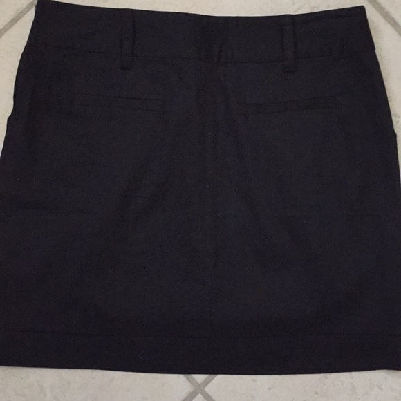 Black mini (but work appropriate) skirt - Picture 3 of 4